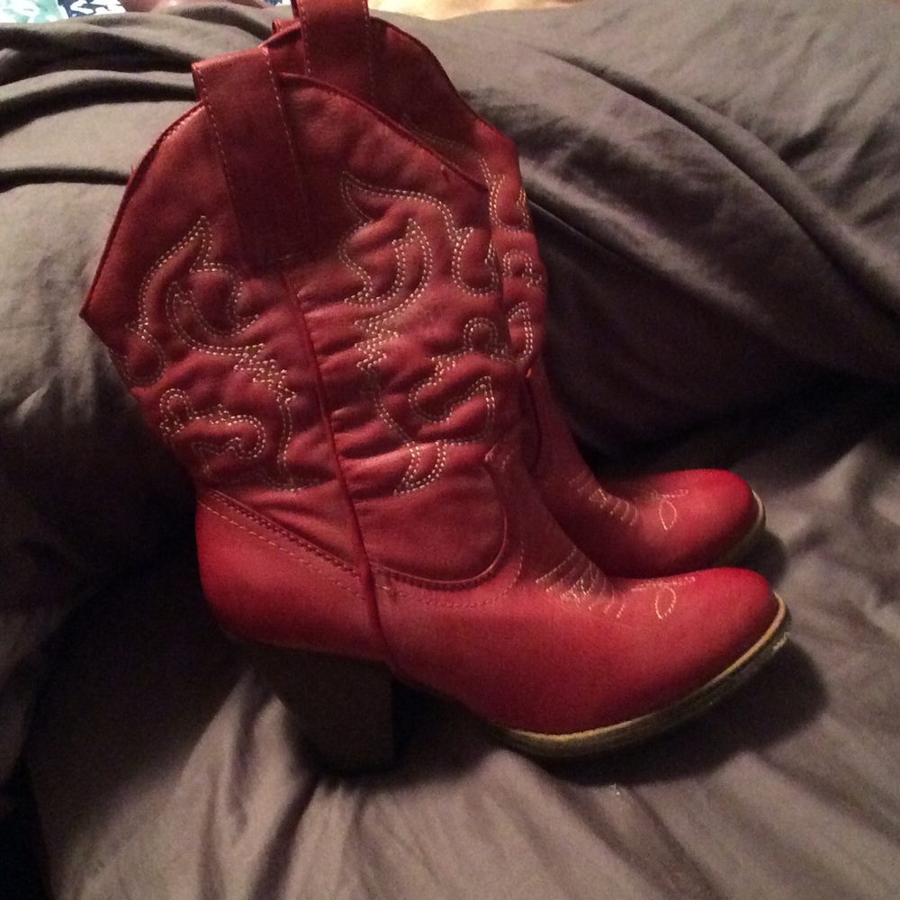 Rue 21 boots