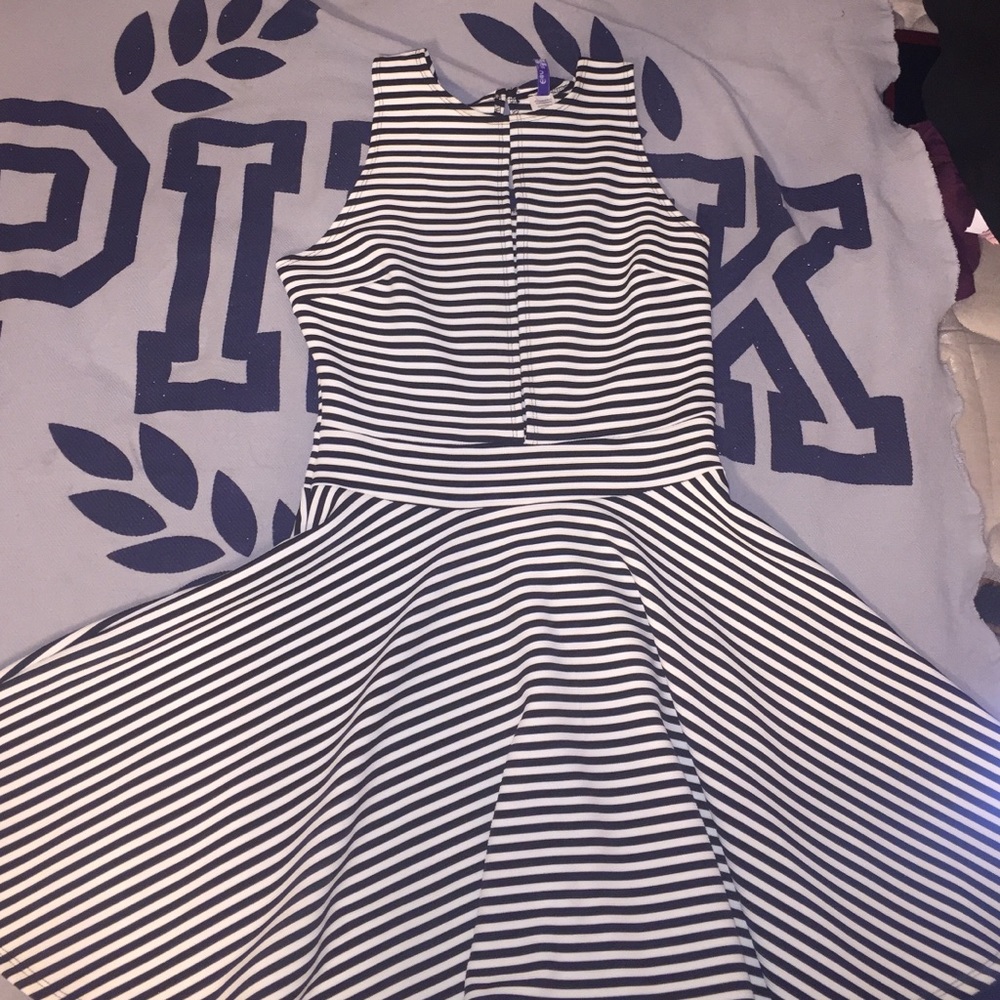 Daytime Keyhole Dress