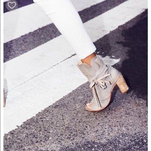 FREE people booties (BLACK)