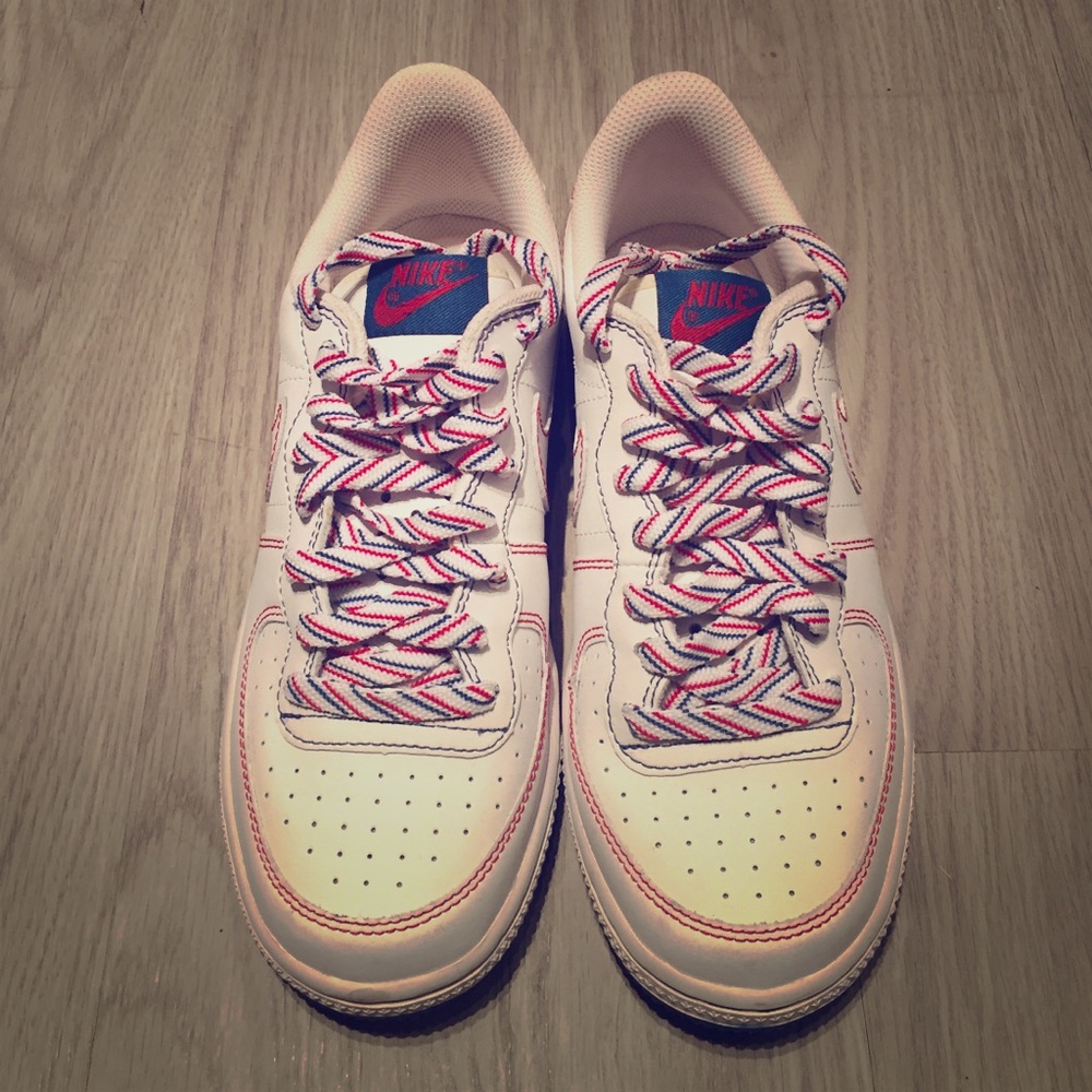 NIKE - Limited edition old school kicks