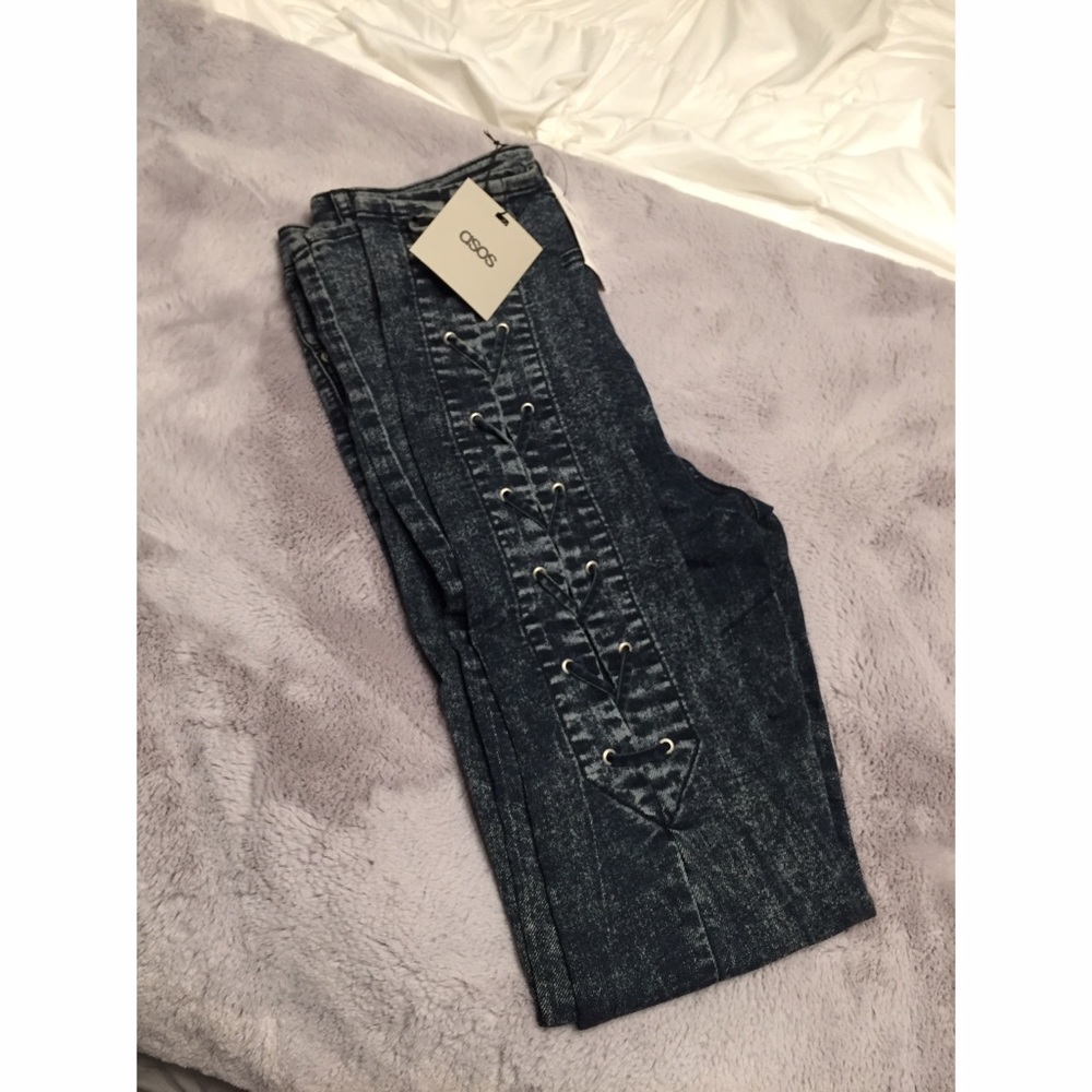NWT acid wash jeans