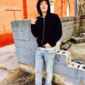 Meet your Posher, Andrew