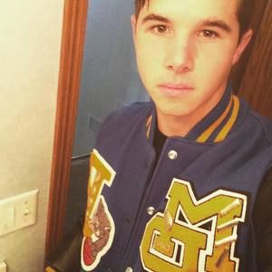 Meet your Posher, Blake