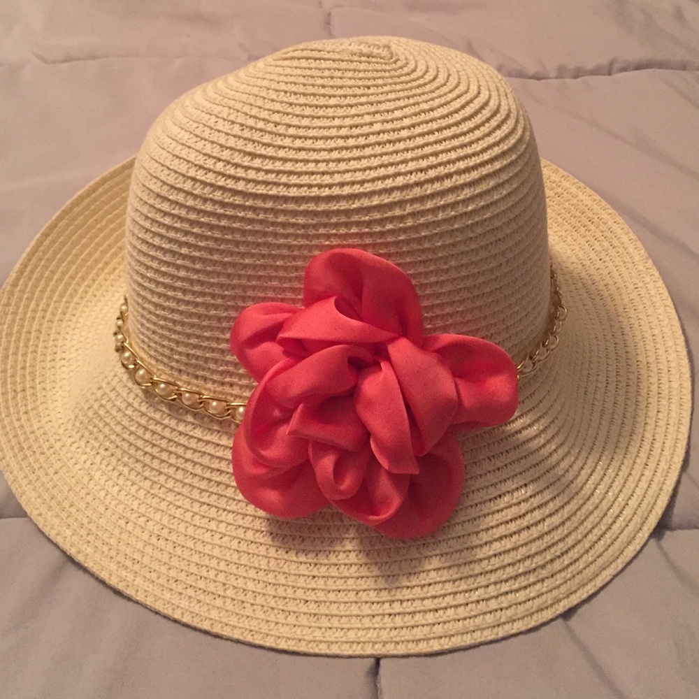 Spring/summer hat
