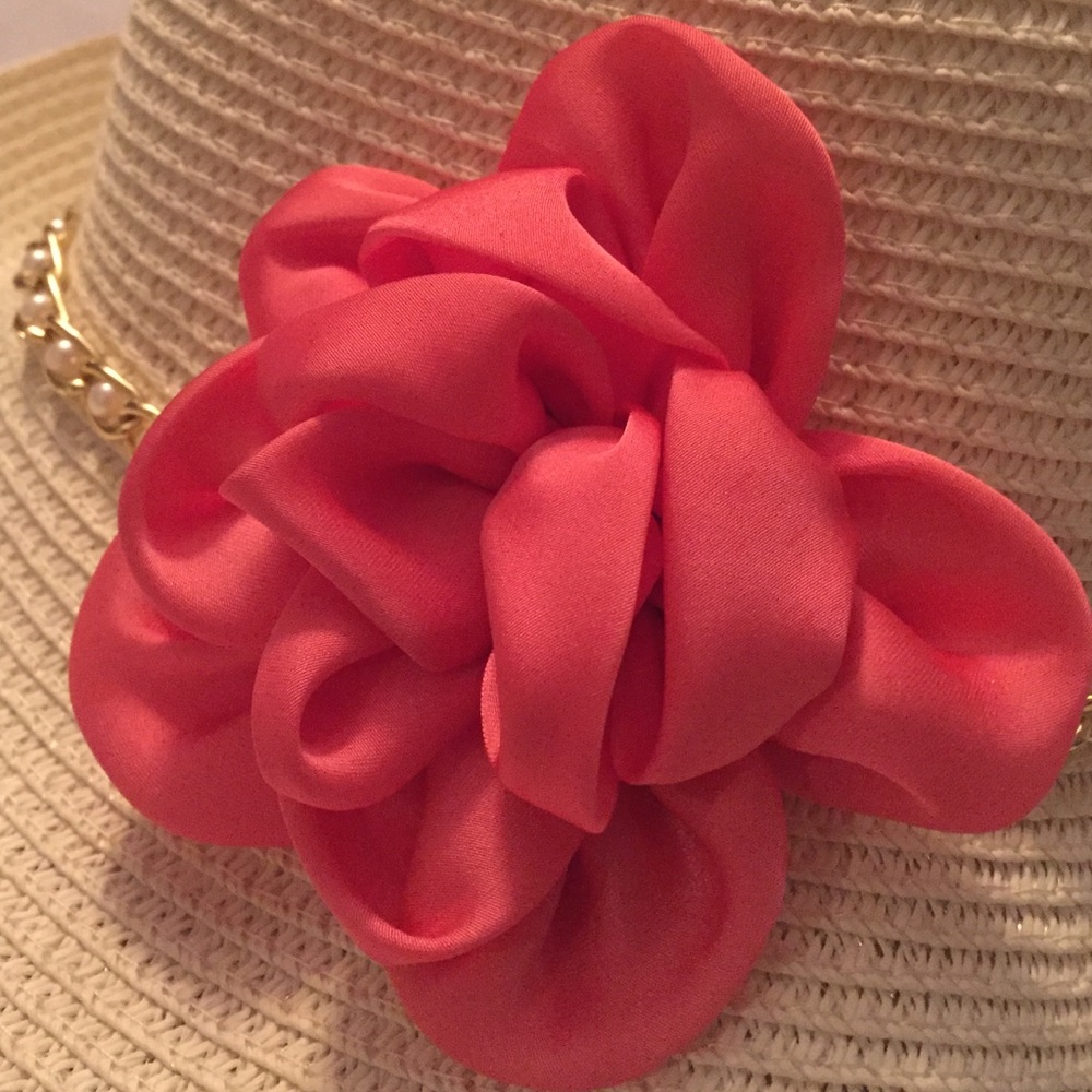 Spring/summer hat - Picture 2 of 3