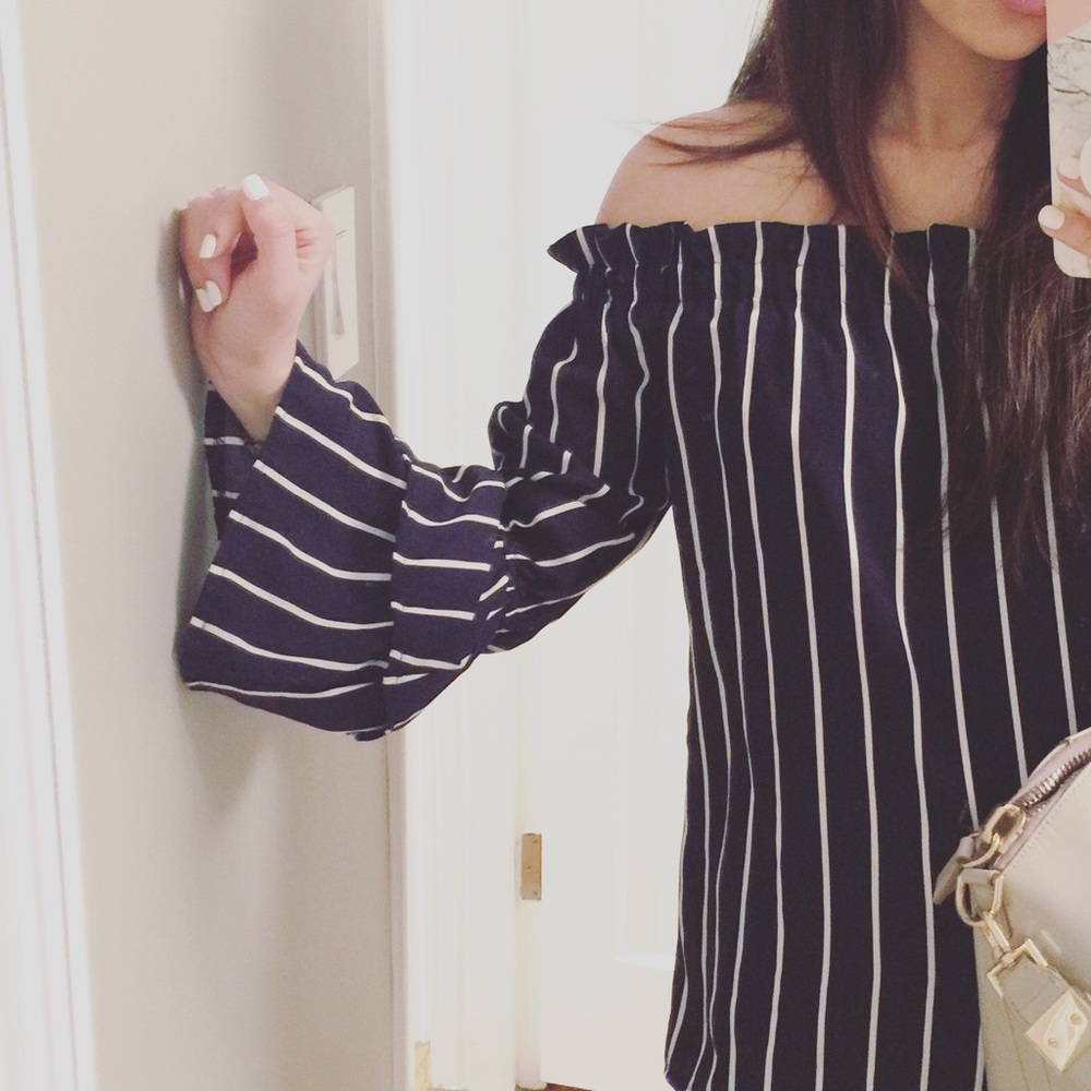 Stripe Off the Shoulder - Picture 2 of 2