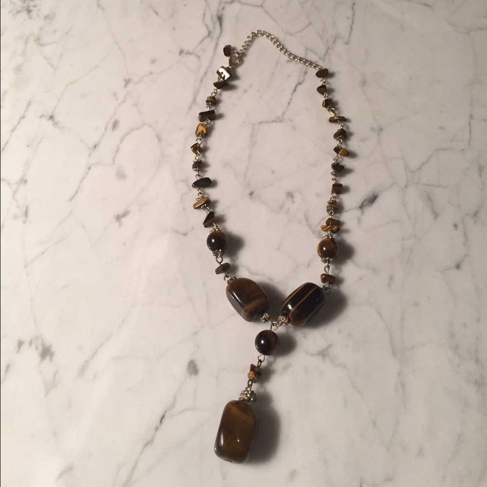 Chunky, 16 1/2" brown beaded necklace