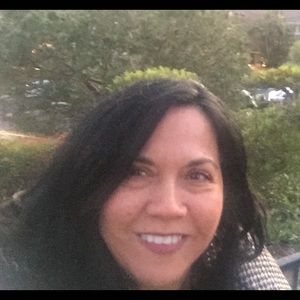 Meet your Posher, Silvana