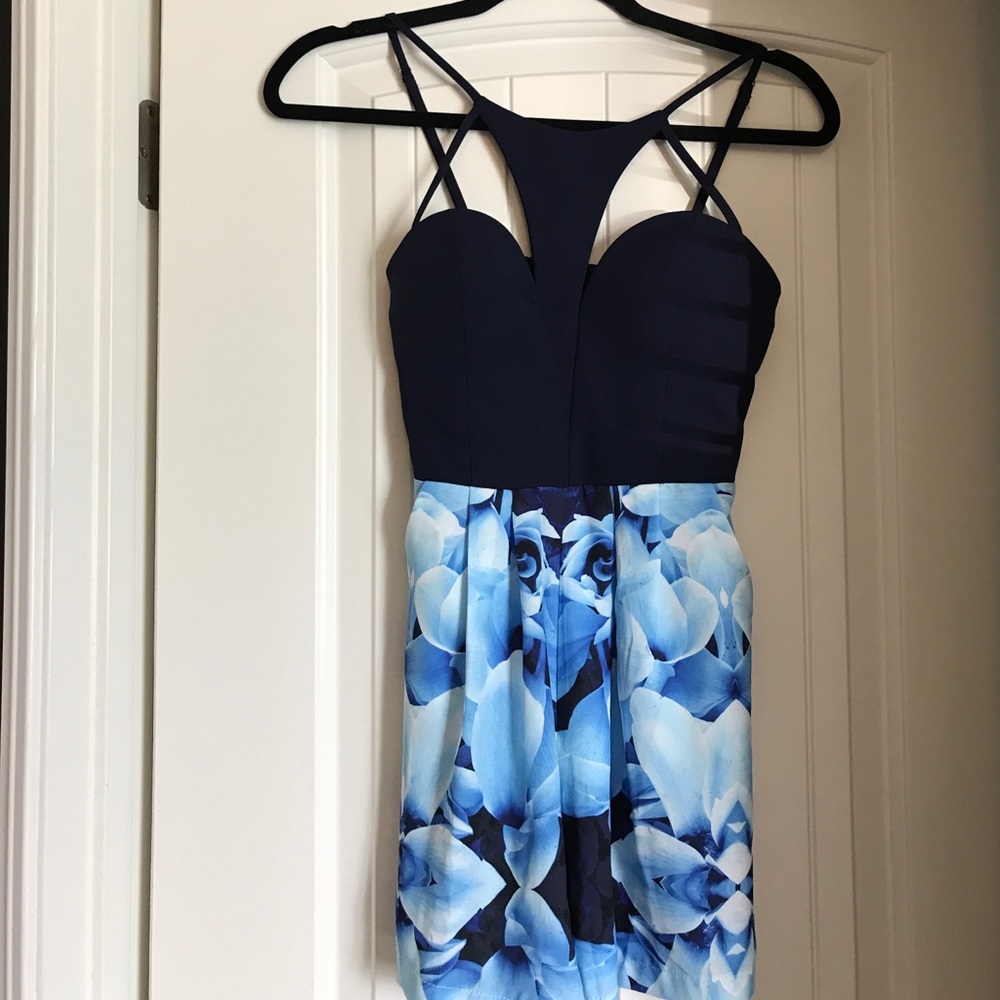 HELLO Molly romper size small - Picture 3 of 5