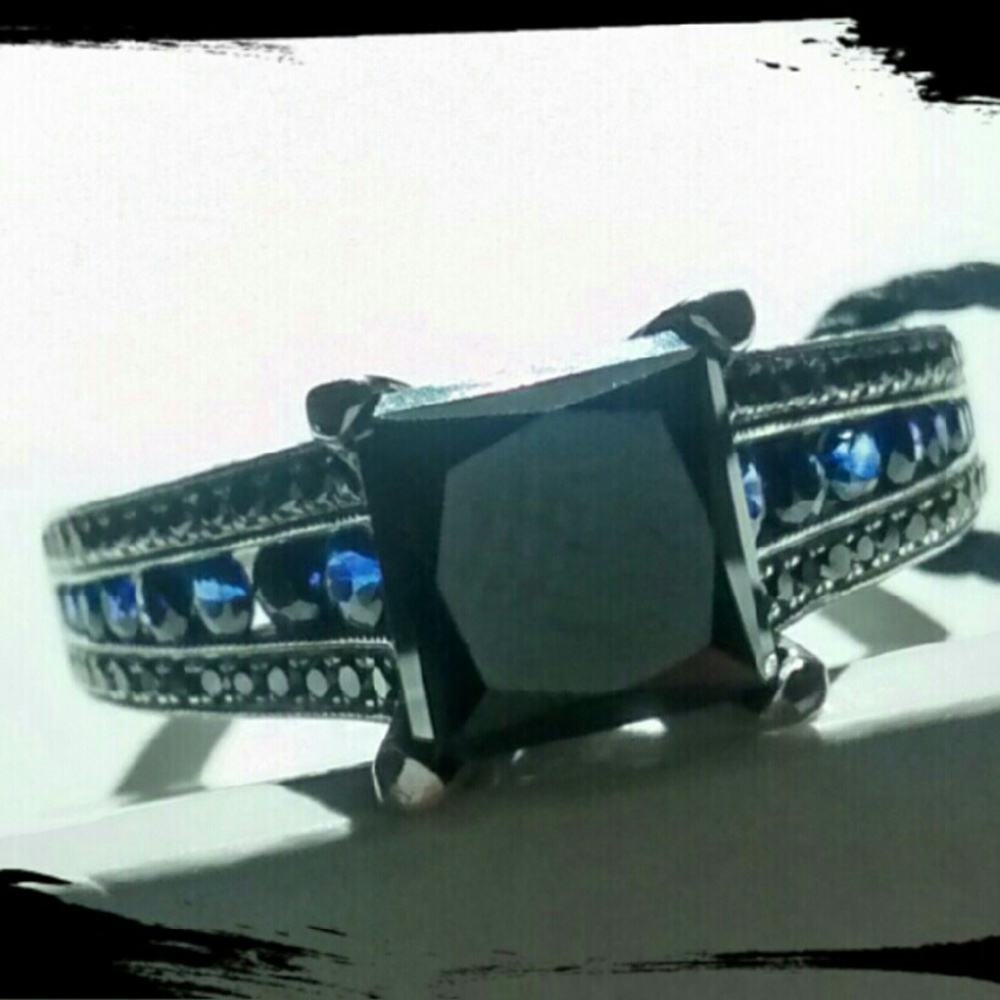 Noori Ring