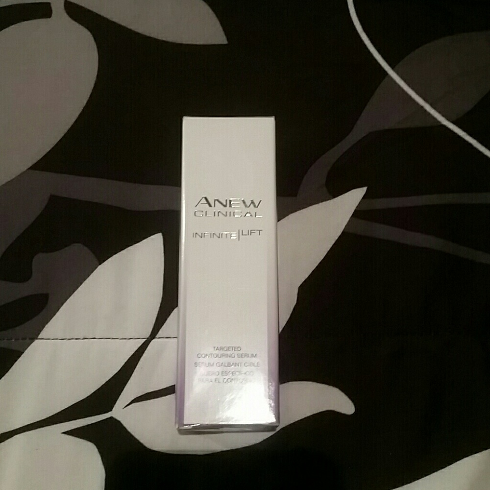 NWT Avon Anew Clinical Infinite Lift