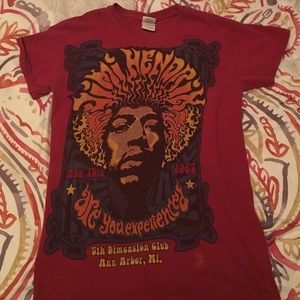 Jimi Hendrix tshirt ! Red color