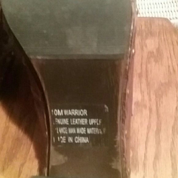 Leather Clogs - Picture 3 of 4