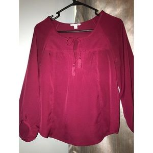 American Eagle maroon blouse