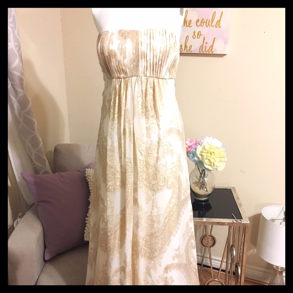 Demi |une Golden Dream Gown