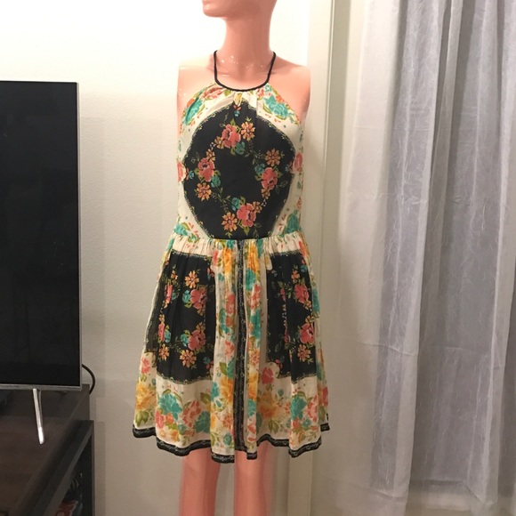 NEW! Ecoté dress from UO! - Picture 4 of 7