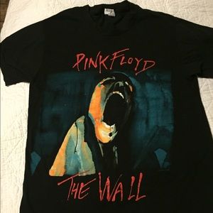 Pink Floyd shirt