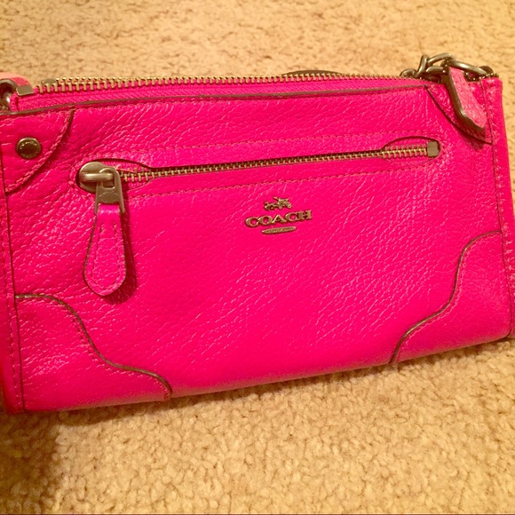 Raspberry Pink Coach Soft Leather Crossbody - Picture 1 of 3