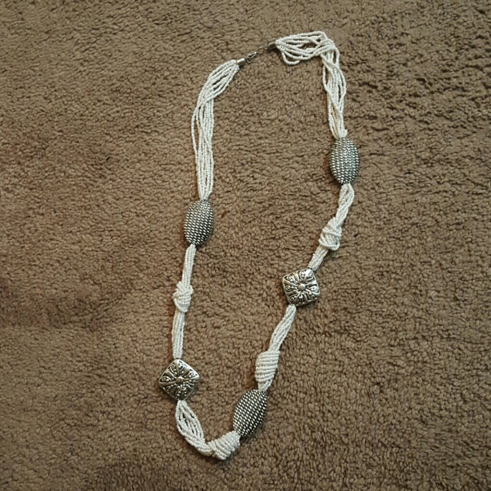 White and silver long necklace