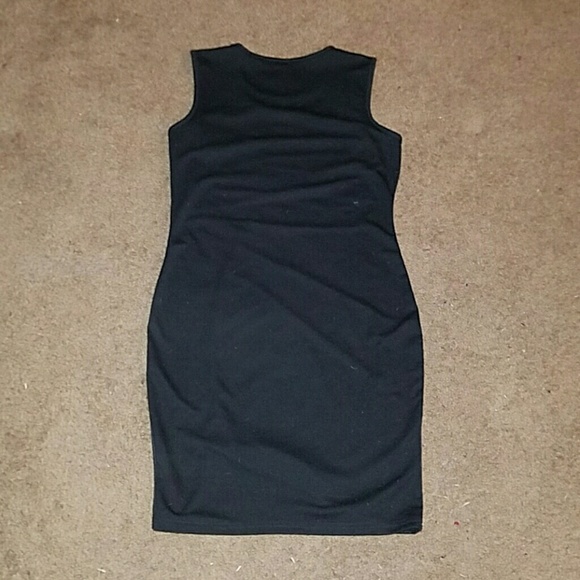 Sexy LBD - Picture 2 of 4