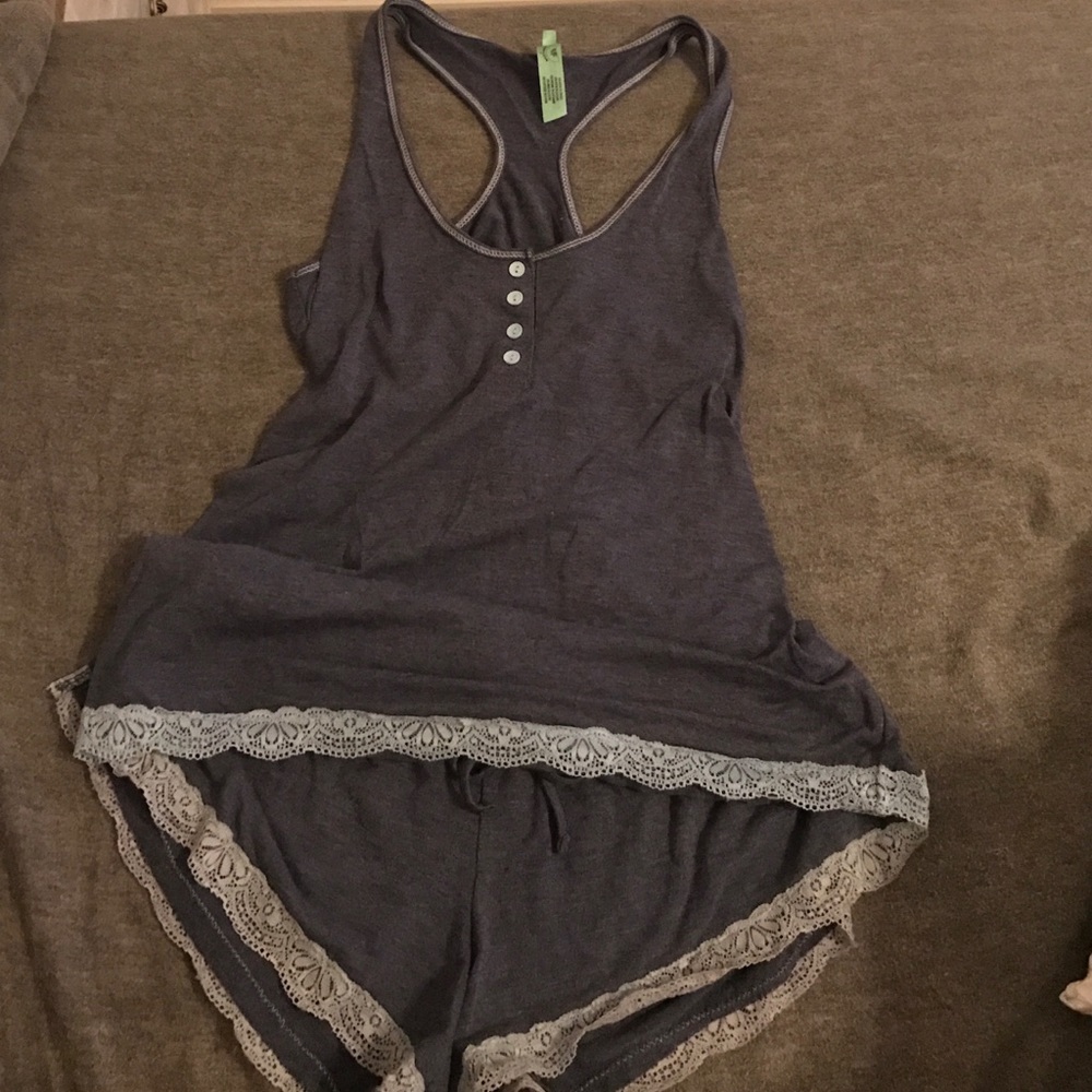 Cute pajama set!