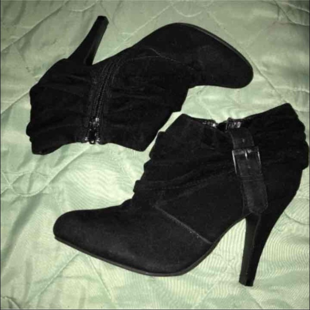 Black booties - Picture 2 of 7