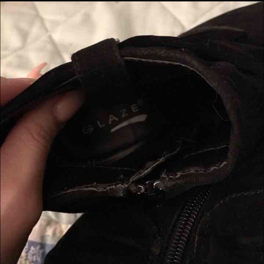 Black booties - Picture 3 of 7