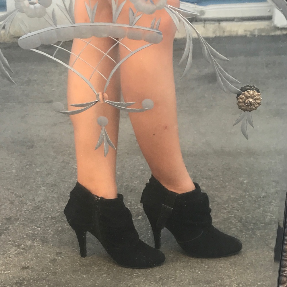 Black booties - Picture 7 of 7