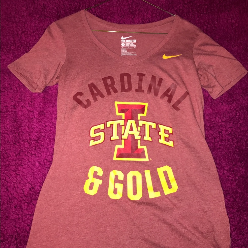 SUBMIT ANY OFFER Iowa state tee