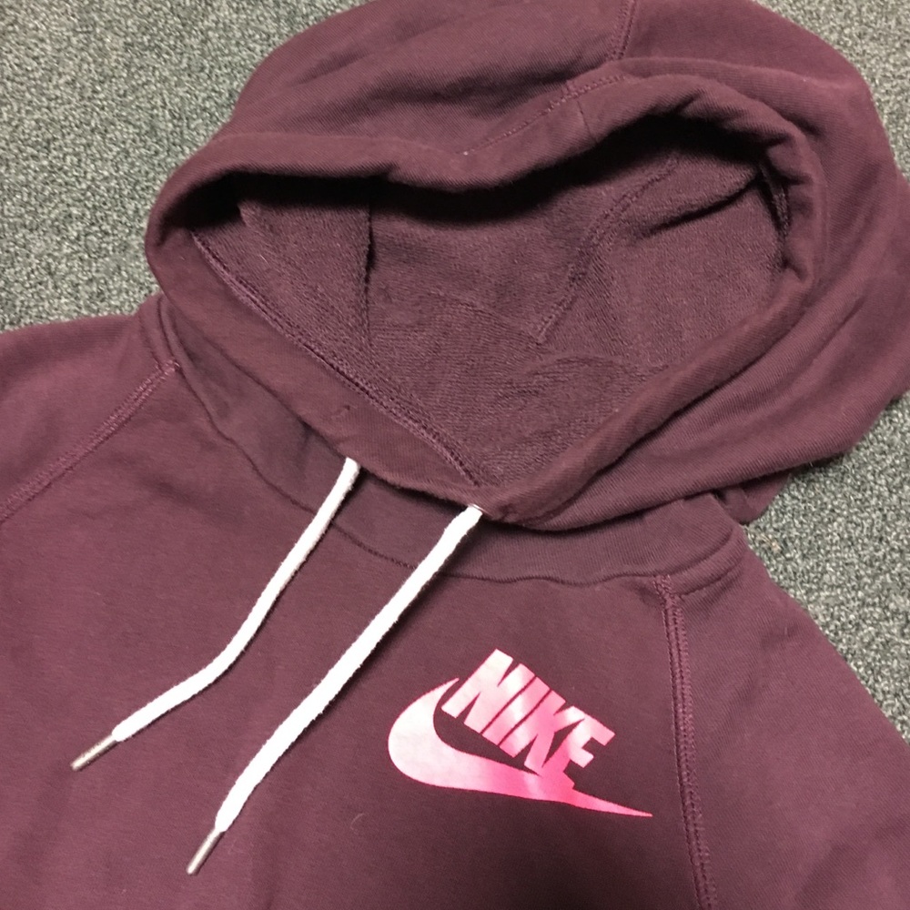 Nike pullover hoodie