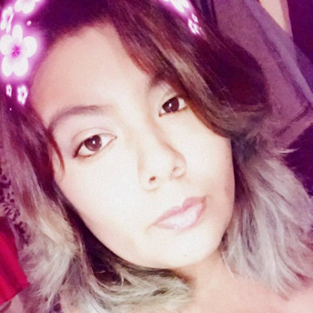 Meet your Posher, Monica