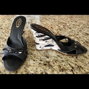New Authentic Tod's wedge sandal
