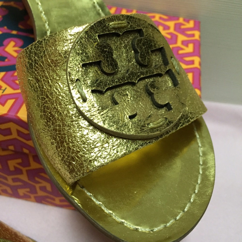Authentic! Tory Burch Metallic Gold Sandal