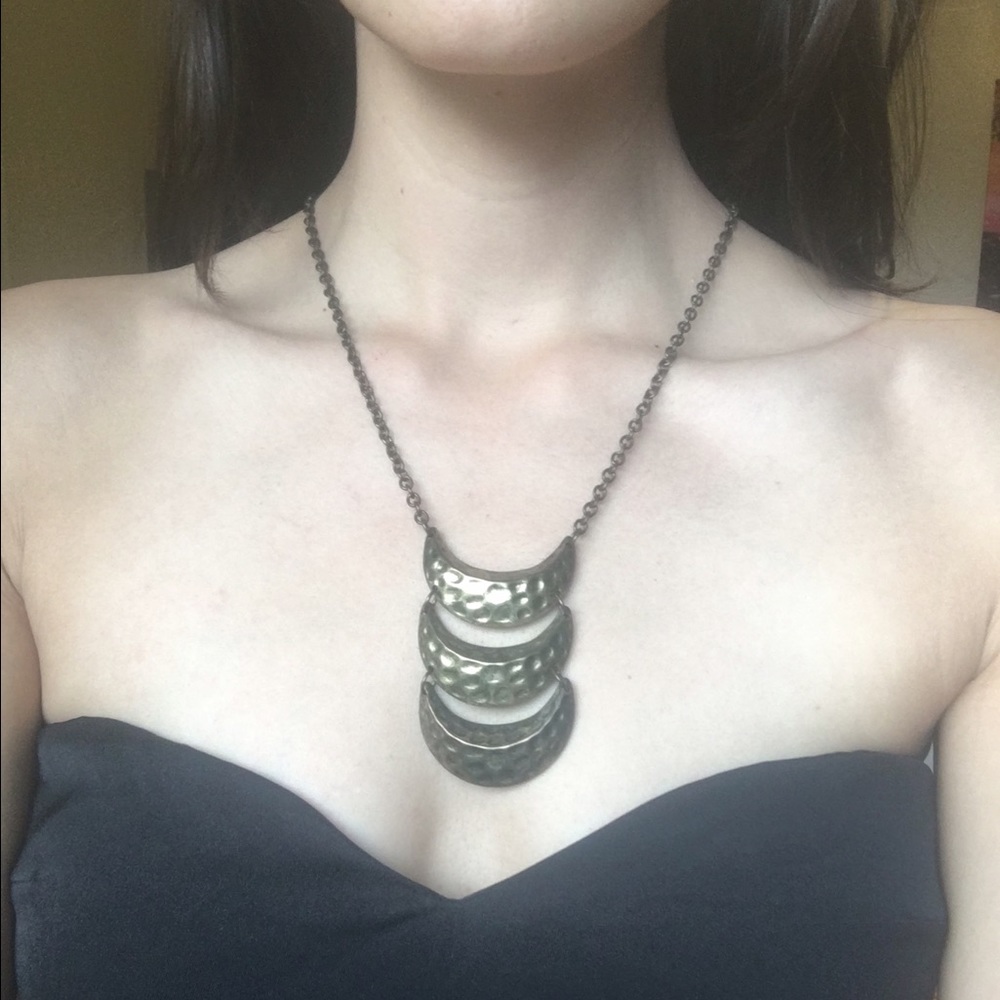 Bronze tiered necklace