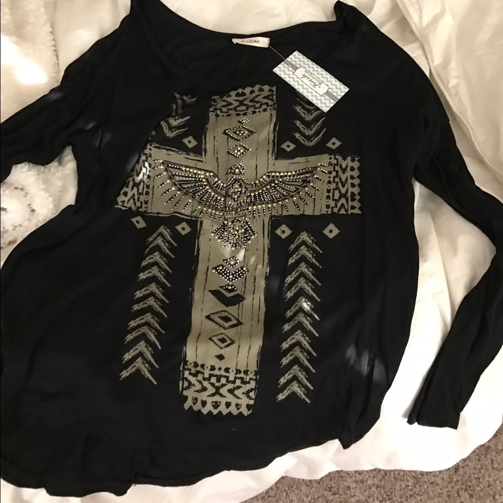 Boutique long sleeve top
