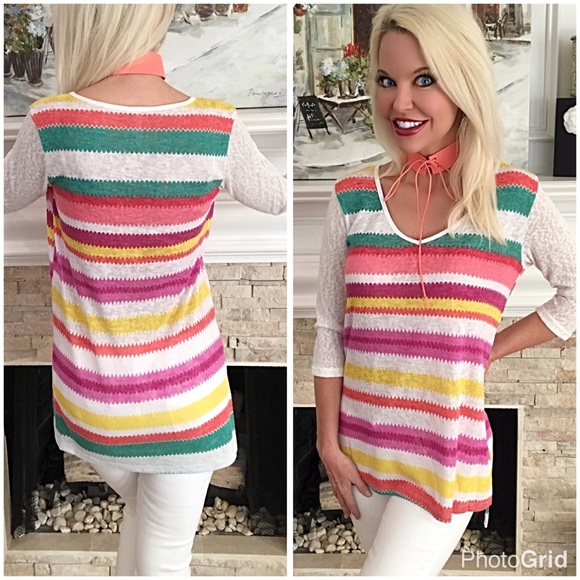Beautifu! 3 qtr sleeve hi lo split tunic! LAST! - Picture 2 of 2