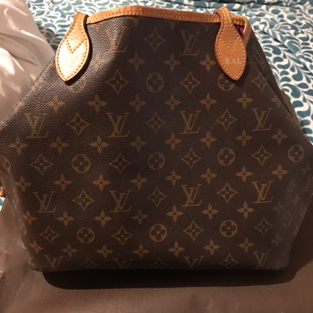 Louis Vuitton Neverfull and Wallet