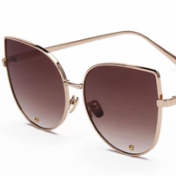 Cat Eye Sunglasses - Picture 2 of 2