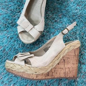 Woven wedges