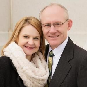 Meet your Posher, Leigh