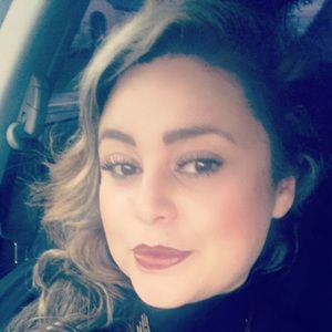 Meet your Posher, Pamela