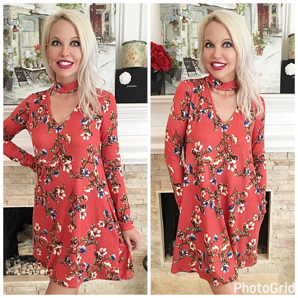 Floral keyhole dress w/pockets! - Picture 1 of 3