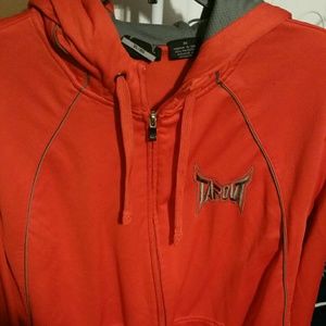 Xl tapout dri fit zip up hoodie w/2 front pocket