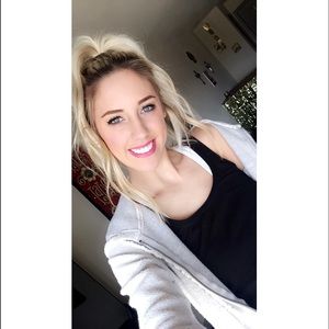 Meet your Posher, Dani