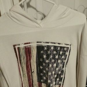 Long sleeve hooded shirt with American Flag