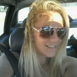 Meet your Posher, Janna