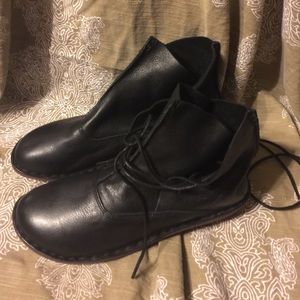 ⚡️1 Day Sale⚡️NWOT Unique Handmade Leather Booties