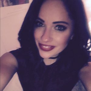 Meet your Posher, Carly