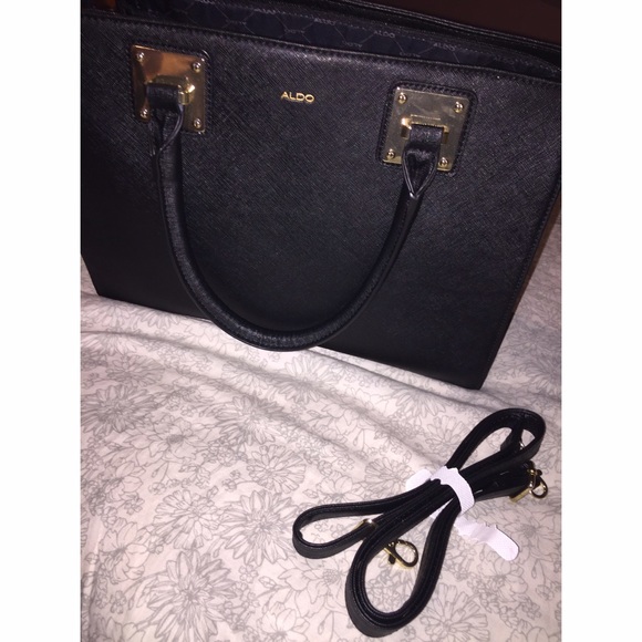 Aldo Handbags - ⭐️SOLD⭐️ BNWOT black Aldo purse