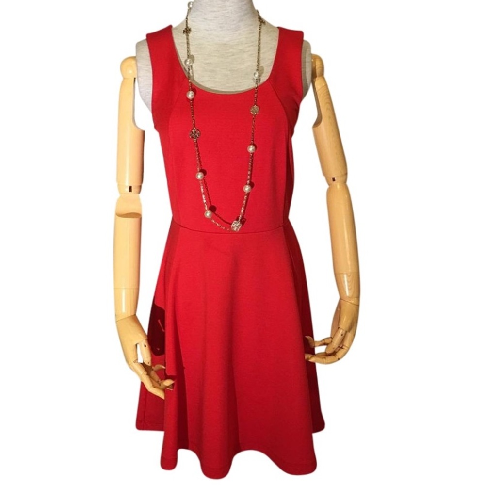 🎉Express Beautiful Red Dress 🌺